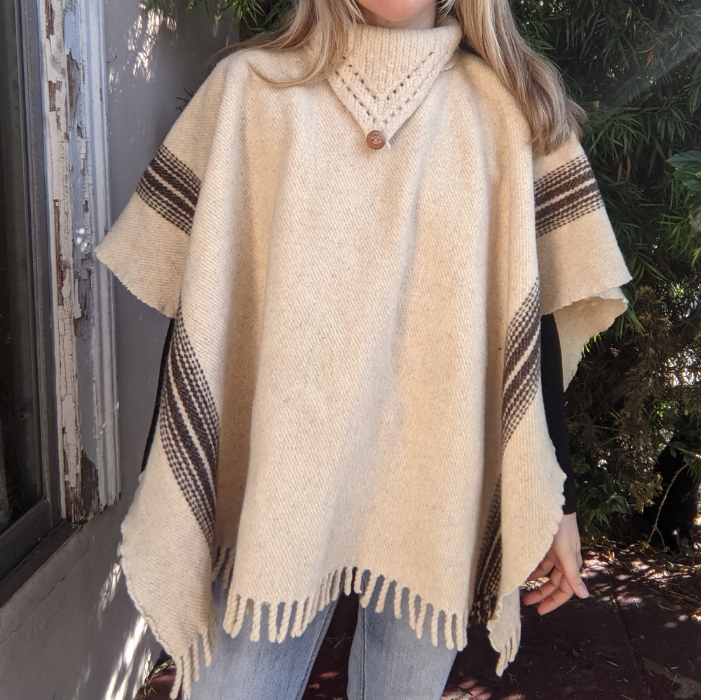 Cream Wool Pancho - Picture 6 of 8